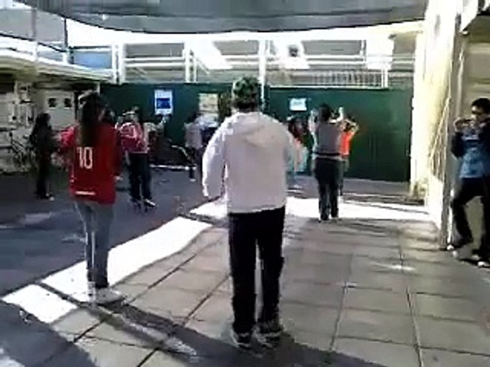 El Dedo Vioniko Y Folklor :D