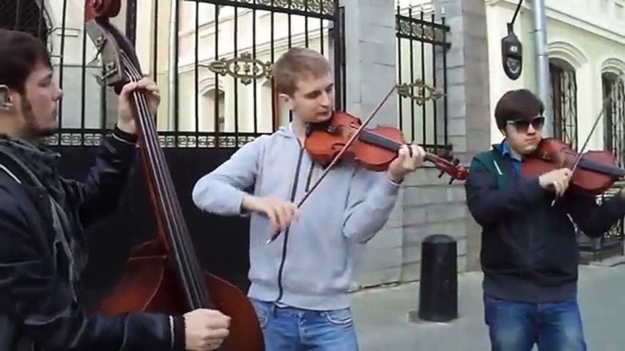 7   40 Music in Kazan Russian Folk Jewish round dance friendship among peoples meet dancing all (World Music 720p)