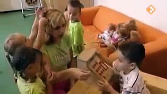 Het Zandkasteel - Kijken naar elkaar