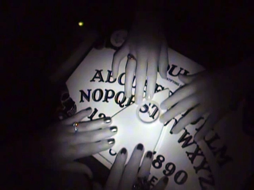 Haunted Home Investigation with Paranormal Activity, Part 6 - Ghosts Vs Gadgets