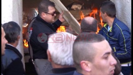 Ndërtimi i bunkerit, ish të përndjekurit: Protesta masive nëse qeveria s’tërhiqet- Ora News