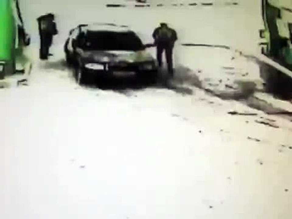 колесо сделало немыслимый кульбит
