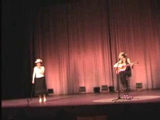 JEUX et JOIES par LAULIE au Palais des Congrès d'Issy les Moulineaux
