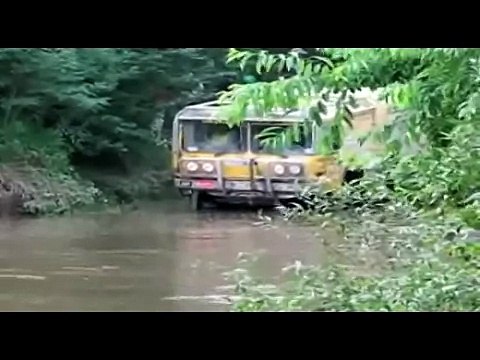 Внедорожники Грузовики на Бездорожье в Воде и ГрязиTrucks on Off Road