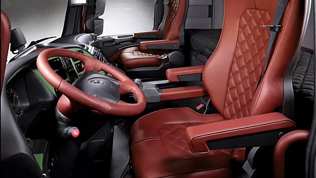 В кабине грузовика мерседес - Интерьер грузовиков мерседес Актрос Атего Аксор - Actros - Atego