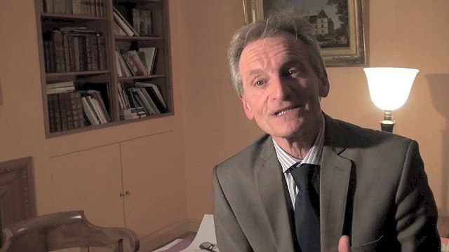 Fermeture de deux écoles à Auxerre : le maire Guy Férez explique