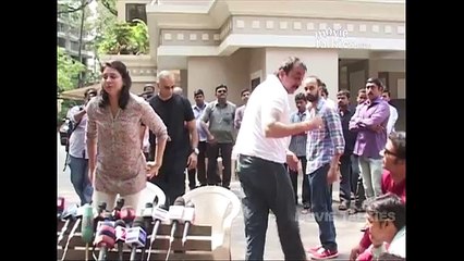 Sanjay Dutt To Make A Film On The Life Of His Fellow Inmate (Comic FULL HD 720P)