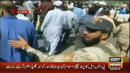 After playing the video kashif abbasi asking oye beeper lgaya hai gali pe??