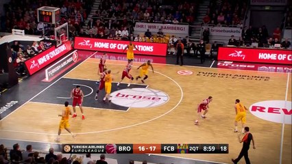 Play of the Night: Pau Ribas & Shane Lawal, FC Barcelona