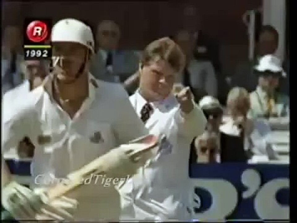 Killer Yorker Wasim Akram Shatters Jack Russell Stumps(1)