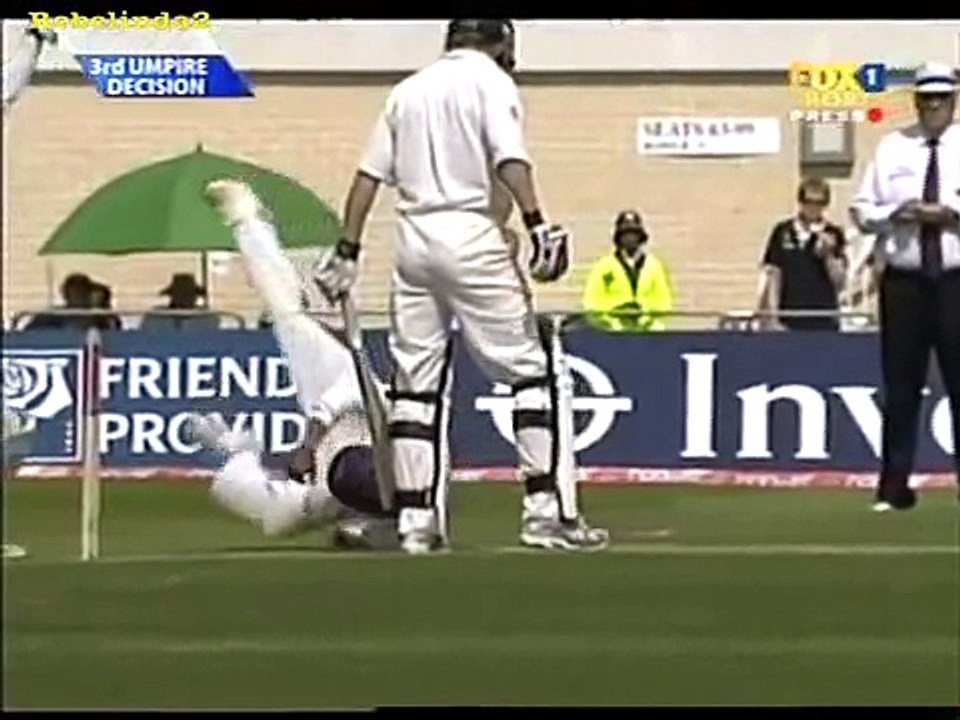 Muralitharan s luckiest test wicket, rare freak dismissal