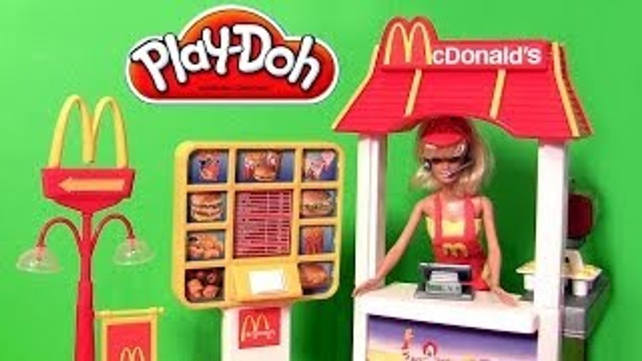 Play Doh McDonalds Restaurant Playset with McQueen @ Drive-Thru Ordering Happy Meal Burger