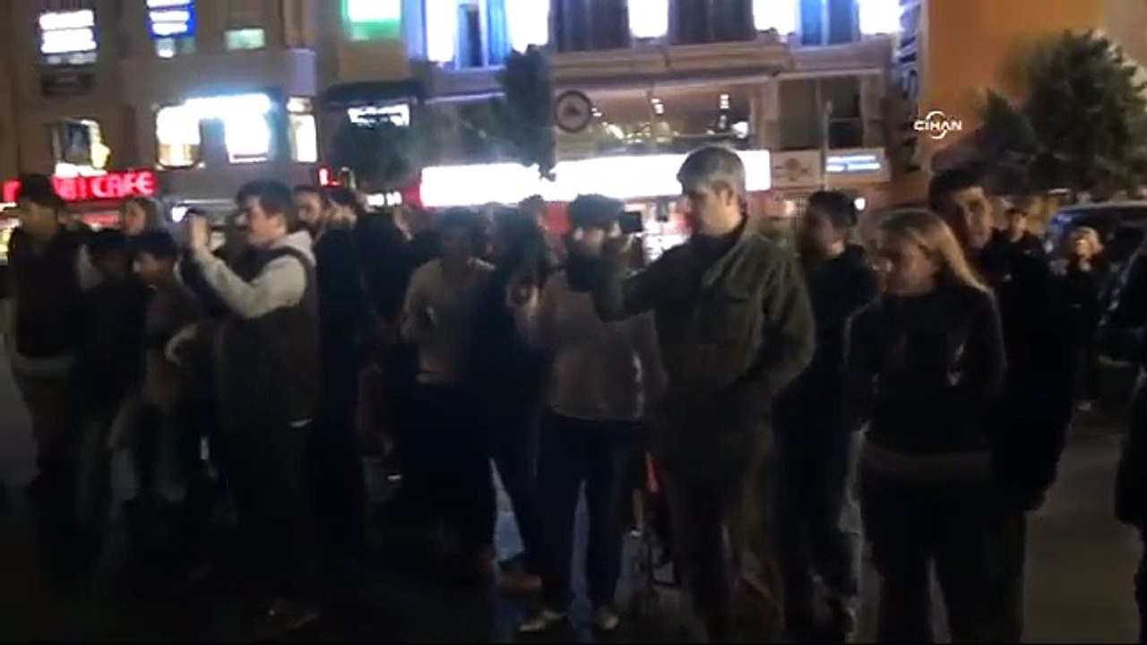 Ankara’daki bombalı saldırı Taksim’de canlandırıldı