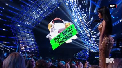 Download Video: Nicki Minaj DISSES Miley Cyrus at 2015 MTV VMA | Hollyscoop News