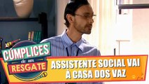 Assistente social faz visita à casa dos Vaz