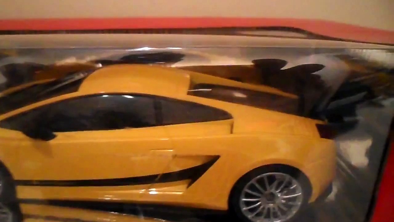 LAMBORGHINI SUPERLEGGERA CAR RADIO REMOTE CONTROL TOY 1 18TH SCALE