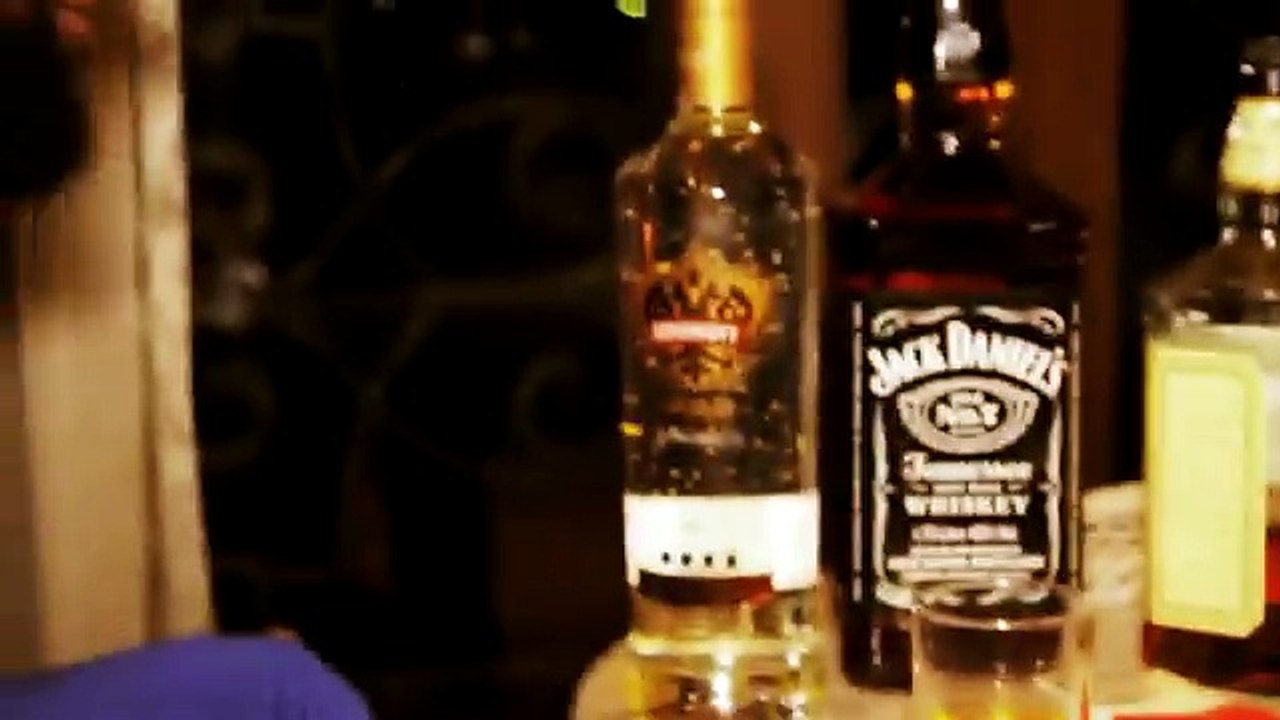 Tino Excezik - Frais (Freestyle TCD #6) - En attendant la mixtape “FORCE À NOUS“ bientôt disponible!