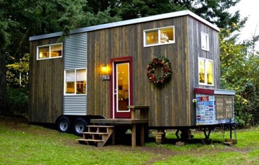 Kamp prikolica pretvorena u dom