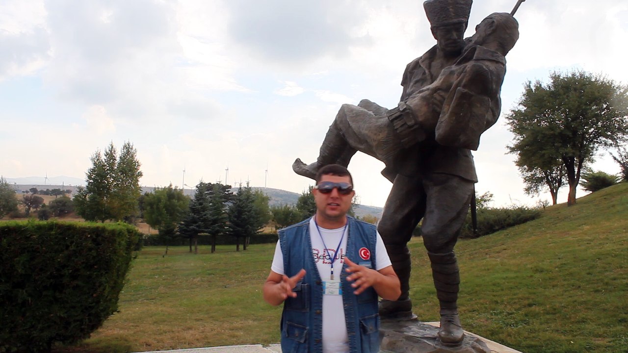 ÇETMİLİ KARA ALİ ÇAVUŞ . BABA OĞLU ANITI DUMLUPINAR HABİB AKALIN