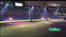 Was Najam Sethi Hit by Something by a Fan When He Was Making a Way in Opening Cermony of PSL ??