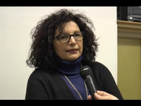 Napoli - Pazienti in barella al Cardarelli, Cgil: Riorganizzare il sistema (04.02.16)
