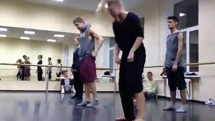 Аня Тихая. Репетиции в колледже