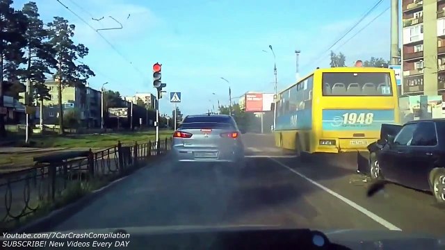 Видеоподборка аварий на трассе, город Август 2014 #8