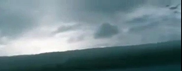 Авиакатастрофа лайнера снятая очевидцем с 50 метров!