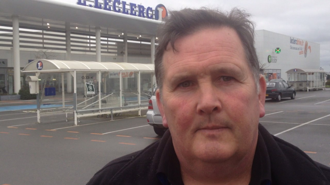 Crise agricole : Leclerc Larmor bloqué