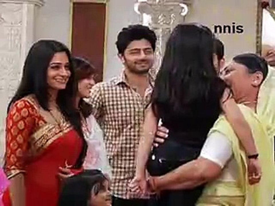 SIMAR IS BACK FROM PATAL LOK 5th February 2016-Sasural Simar Ka
