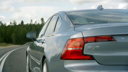 2016 Volvo S90 (Driving)