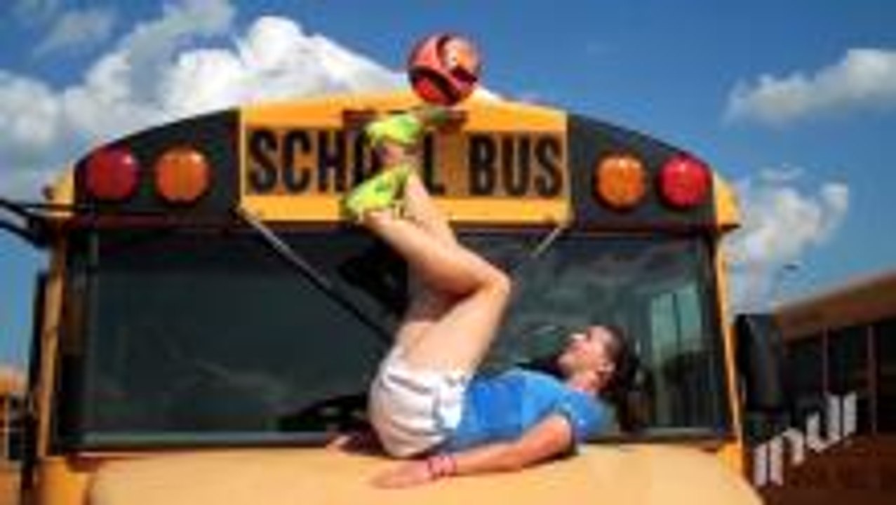 School Bus Soccer Freestyle