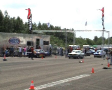 Chevy Chevelle [10.1@225] Vs. Pontiac Firebird