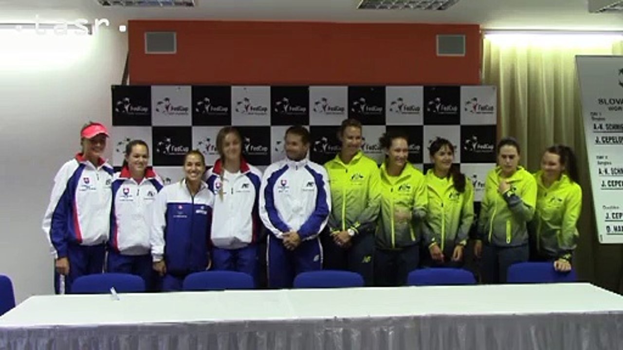FED CUP: Schmiedlová a Rodionovová nastúpia v úvodnej dvojhre 