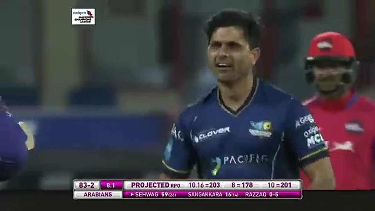 Abdul Razzaq clean bowled Virendar Sehwag in MCL ll must watch