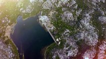 A lagoa “furada” na Serra da Estrela