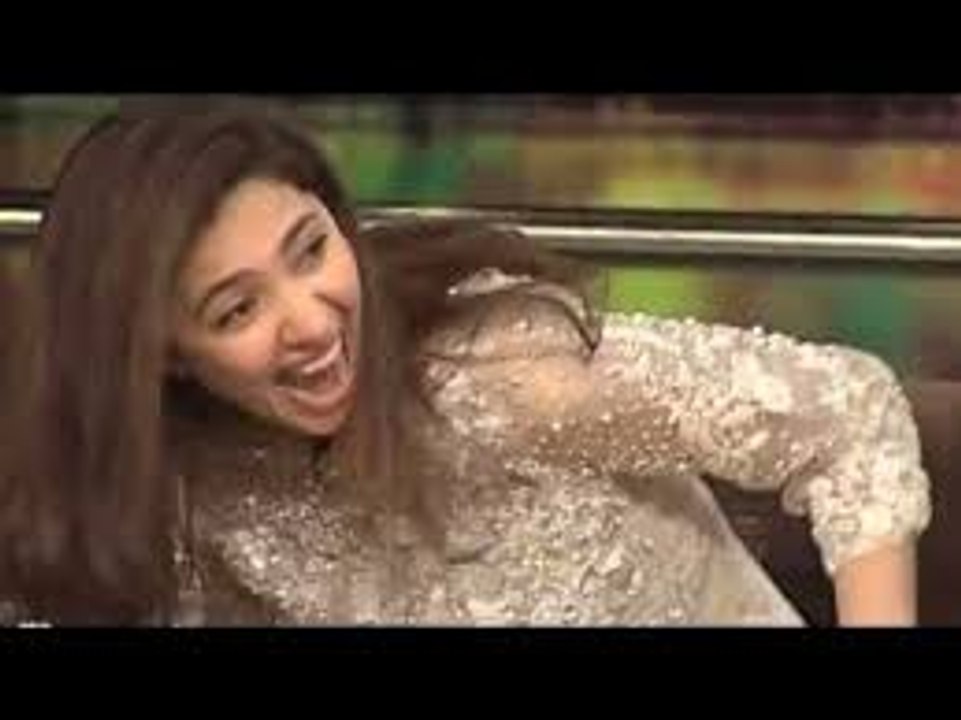 Mahira Khan gone crazy as Jogi Baba comes in Mazaaq Raat