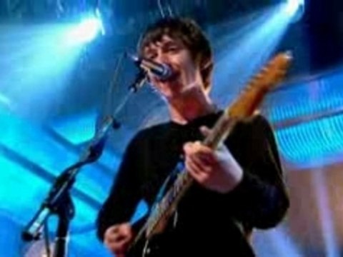 [LIVE #2] (#1) Arctic Monkeys - Brianstorm