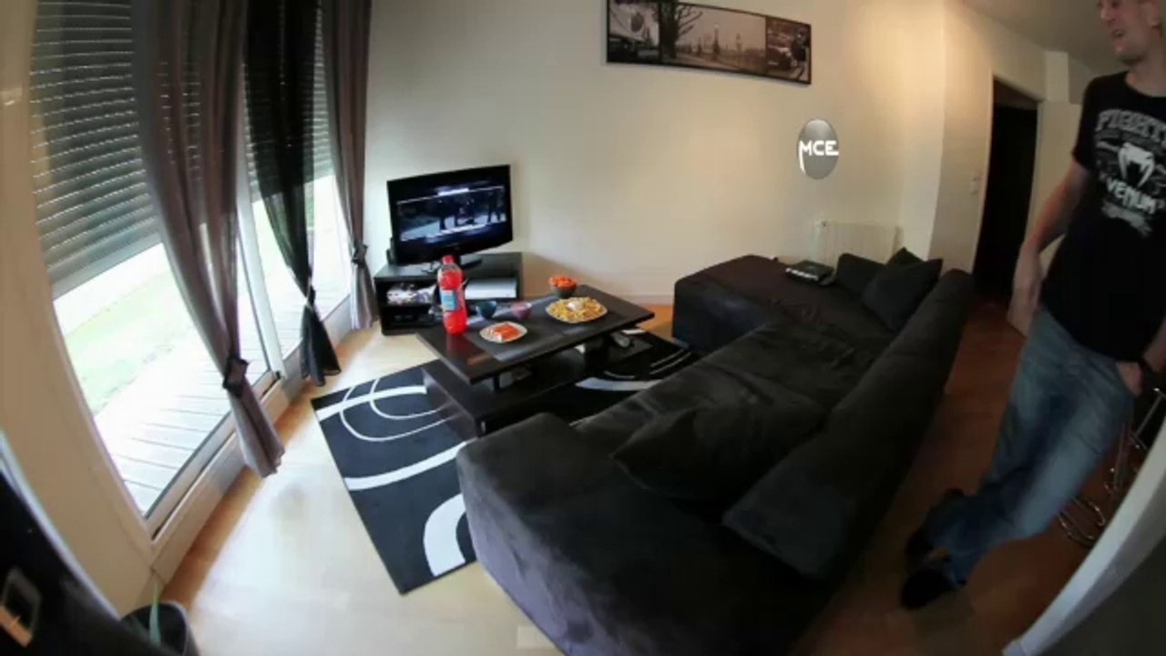 Vidéo MCE : Découvrez le pilote de l'émission PEOPLE INSID' avec le champion du monde de boxe Thai Brice Guidon