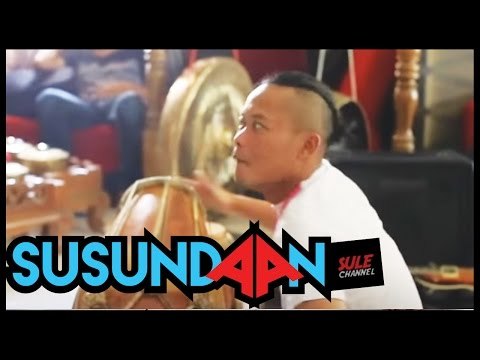 Sule - Kacang yang Selalu Ingat Kulitnya (Kesenian Sunda) ​​​| Funny Video (Lucu)