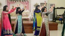pakistani girls Mehndi dance in wedding || Pakistani private girls mujra on wedding || Private girls