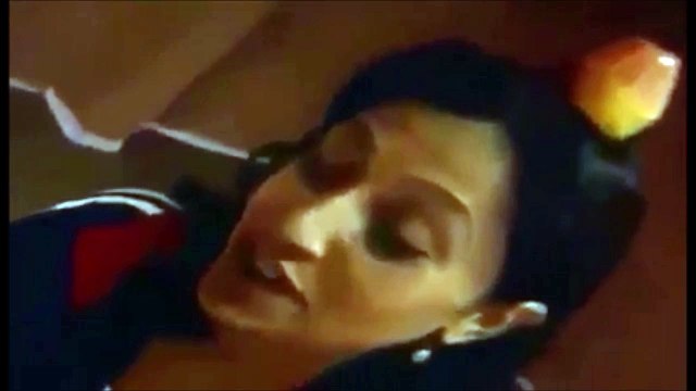 Worst Karate FAIL during demonstration. Kick in the head