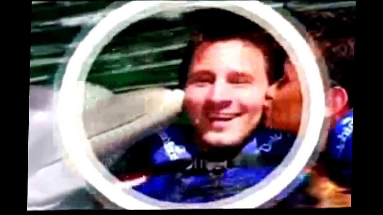 Lionel Messi and Antonella Roccuzzo - Kemesraan Lionel Messi dan Antonella