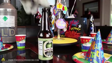 7 _Super Cool_ Demonstrations with Liquid Nitrogen