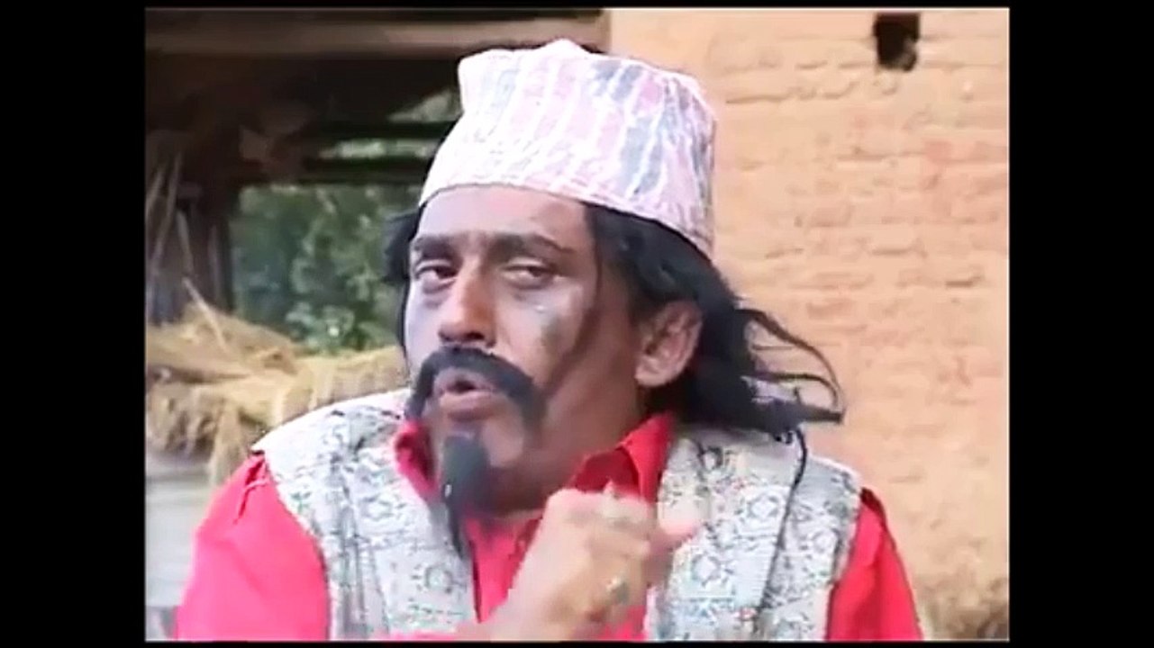 धुर्मुस ( सिताराम कट्टेल) हरिबंश आचार्यको बिबिध भूमिकाको नक्कल गर्दै