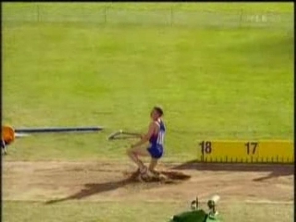 Record du Monde de triple John Edwards: 18,29m!!