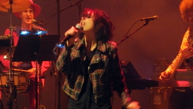 Adrienne Pauly C'est Comme ça [Rita Mitsouko]