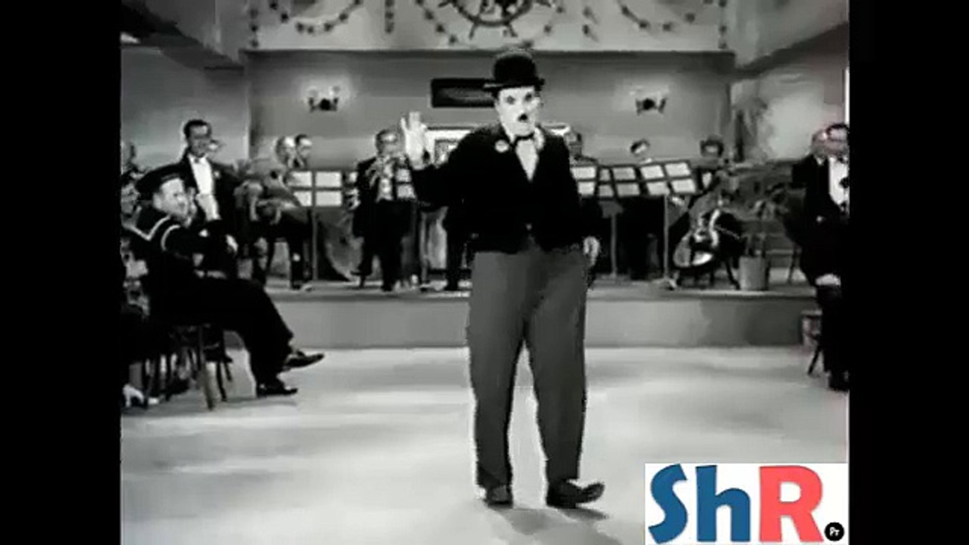 ⁣charlie chaplin dubstep dance