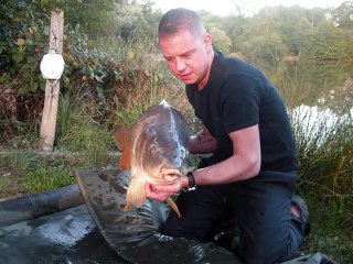 Cherpont Leon & Ron FISHING FRANCE