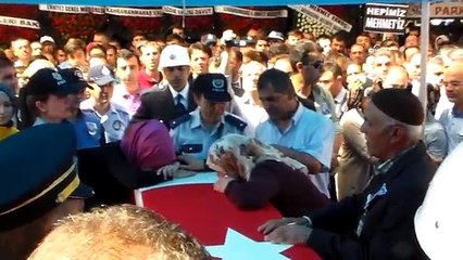 Şehit başkomiserin eşi: Başbakanım gel bana da ceza ver şimdi